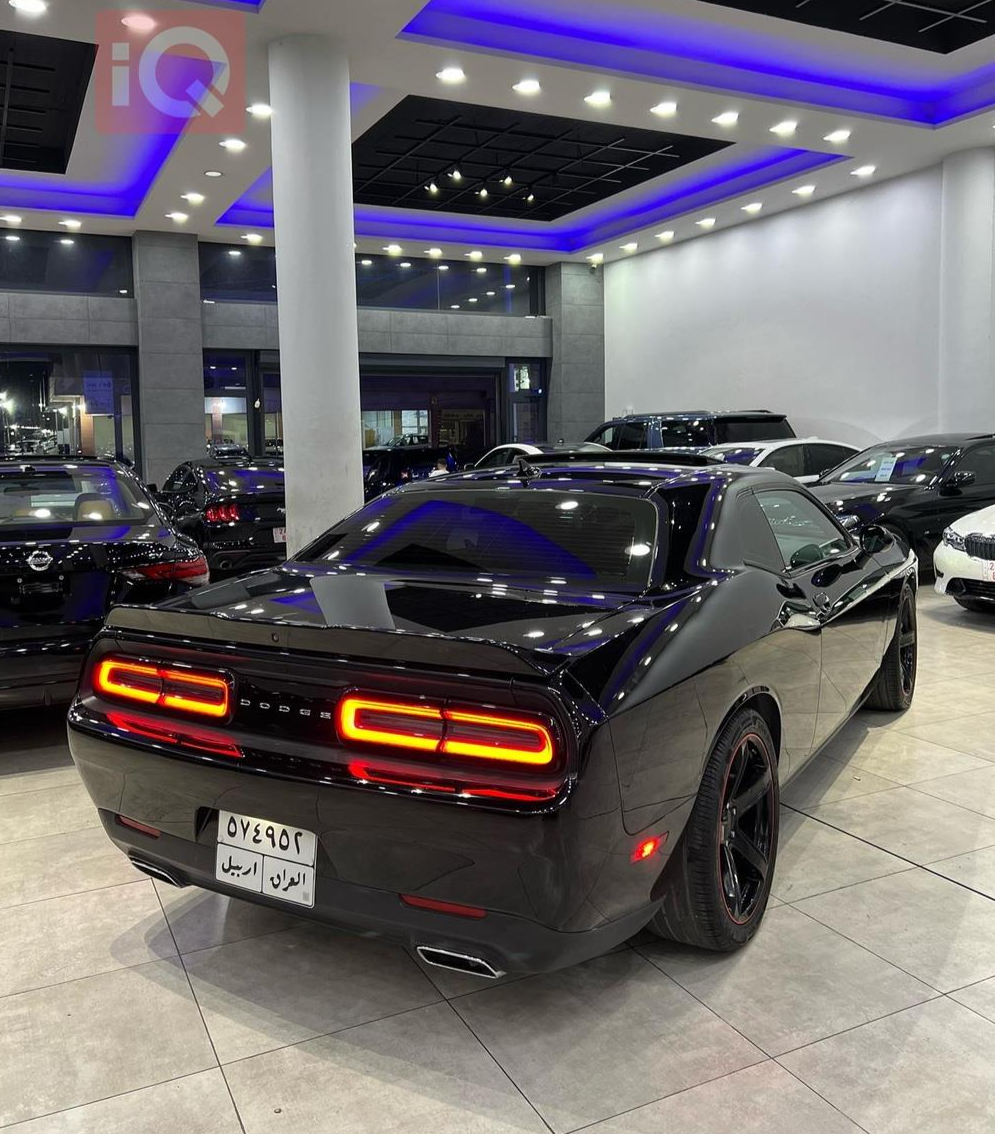 Dodge Challenger